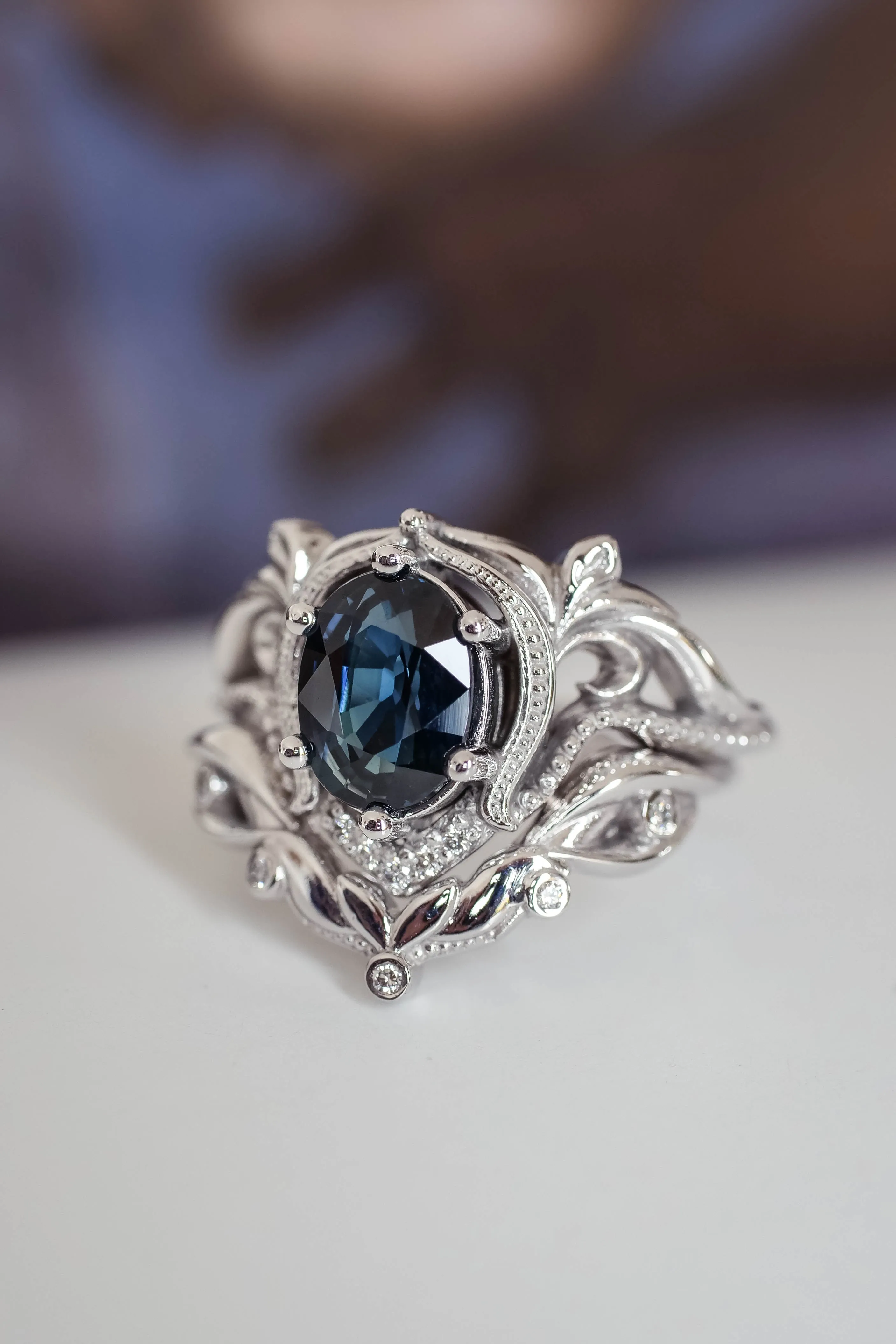 Art nouveau bridal ring set with natural sapphire / Lida oval