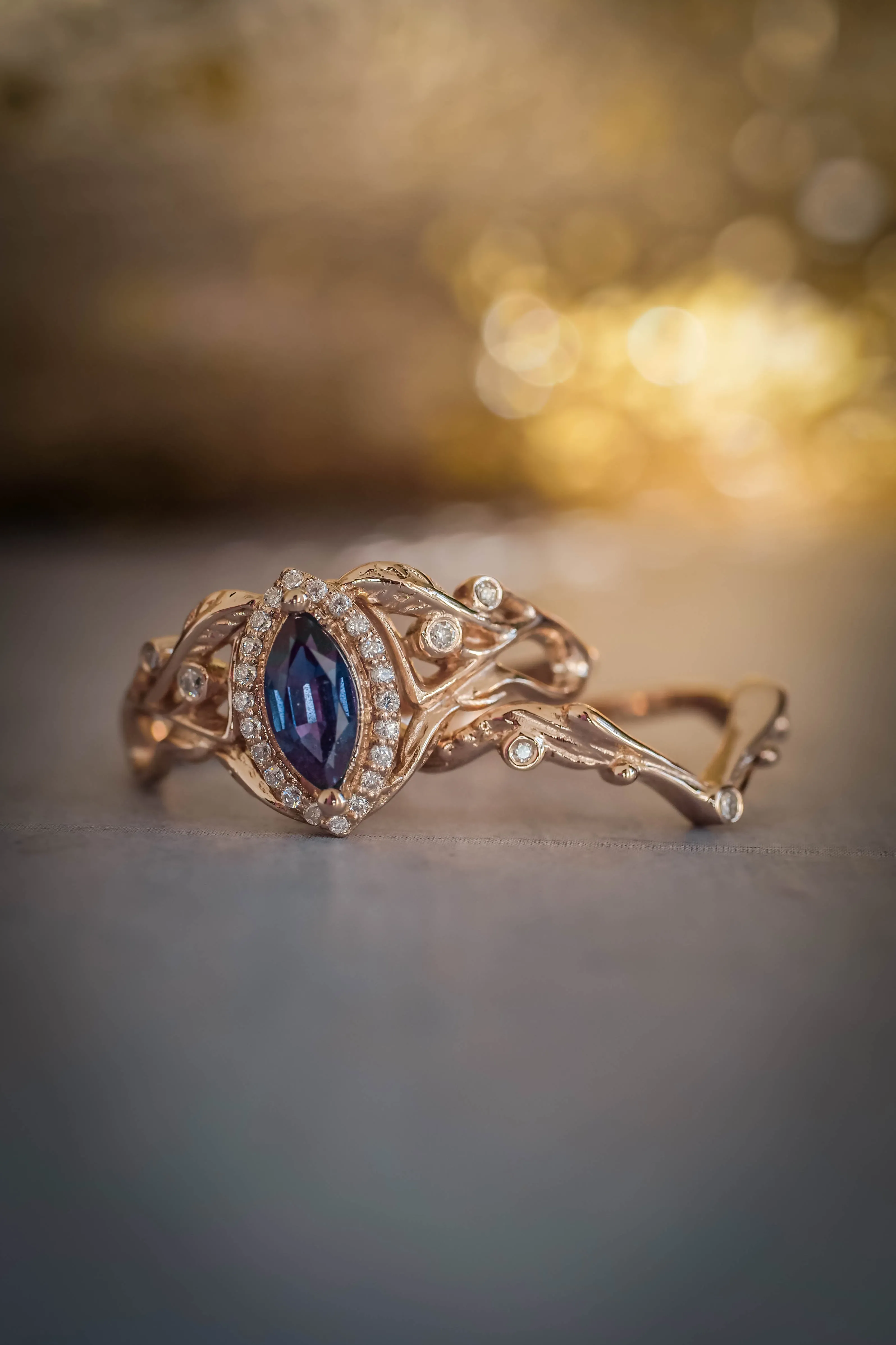 Art nouveau engagement ring with alexandrite and diamond halo / Callisto
