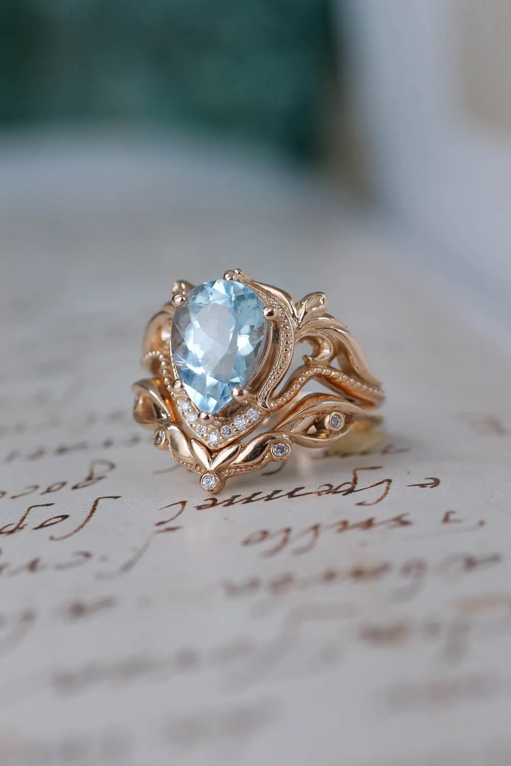 Bridal ring set with big pear cut aquamarine / Lida