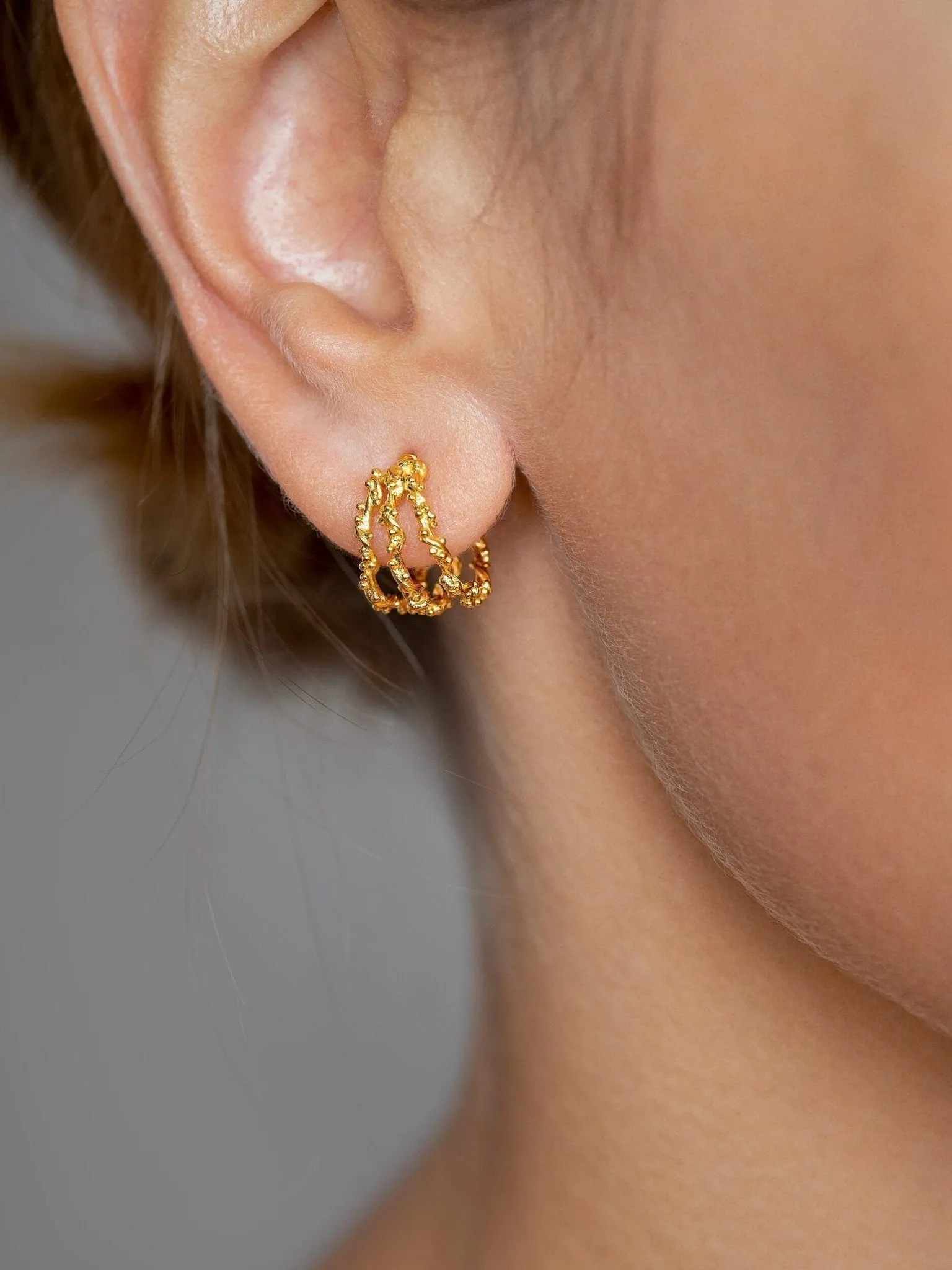 Emyl Gold Hoop Earrings