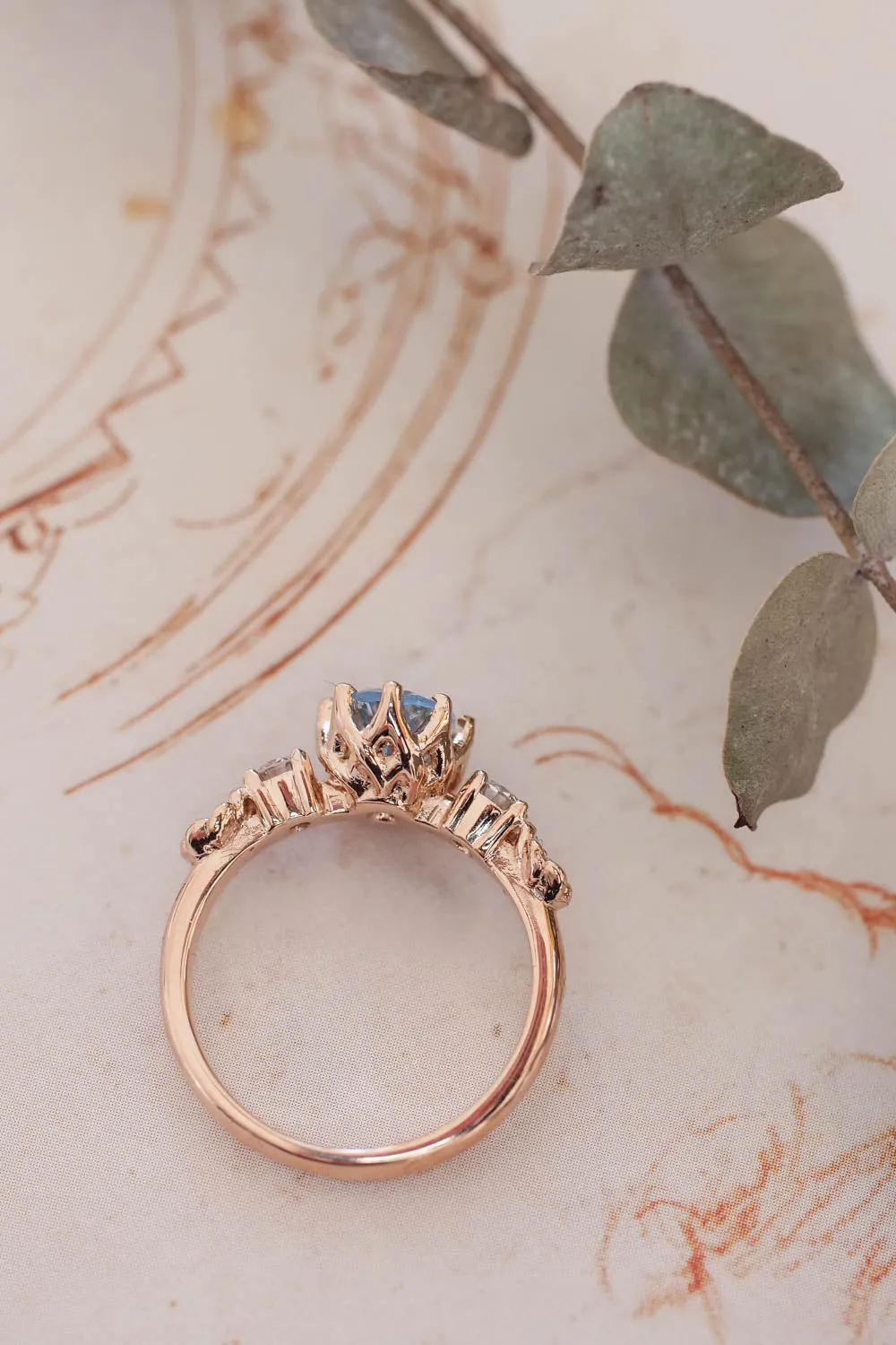 Oval aquamarine engagement ring / Fiorella