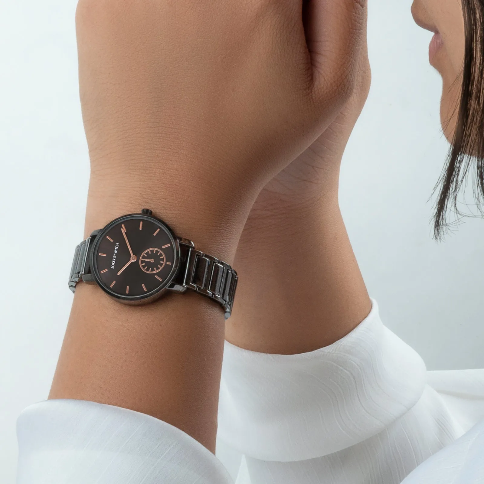 Taila Gunmetal Metallic Strap Watch